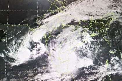 मोंथा का झारखंड में असर, रांची में झमाझम बारिश, बढ़ेगी ठंड