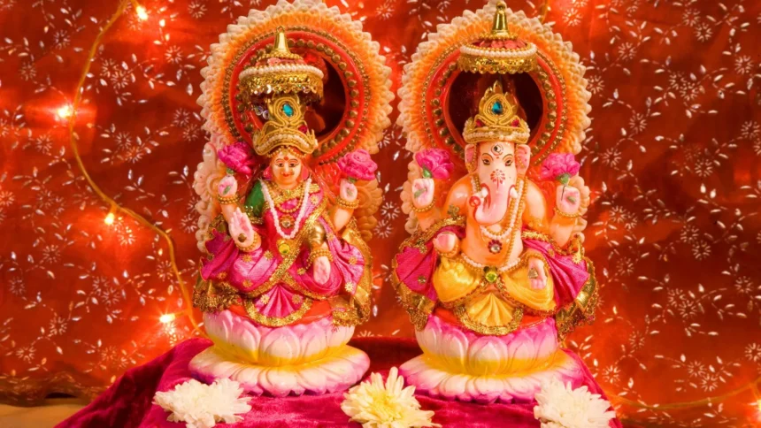 दिवाली के दिन क्या करें और क्या नहीं ? इसे जान लिया तो घर में कभी नहीं होगी आर्थिक तंगी 1 दिवाली पूजा का समय