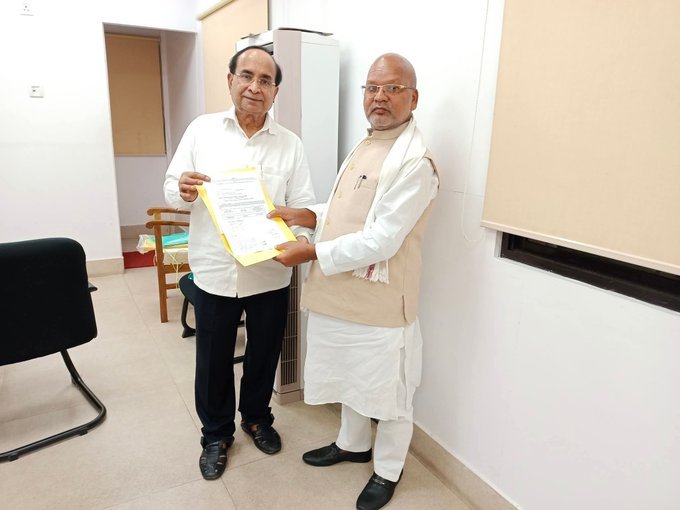 नीतीश कुमार सीट बंटवारे से नाराज, मंत्री की सीटिंग सीट चिराग को देने पर बिफरे, 9 सीटों को किया रिजेक्ट 2 G3L fiNa4AAG mh