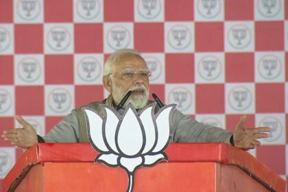 कट्टा-क्रूरता-कटुता-करप्शन और कुशासन RJD की 5 पहचान, PM मोदी ने मुजफ्फरपुर में लालू-तेजस्वी पर बोला ऐसे हमला