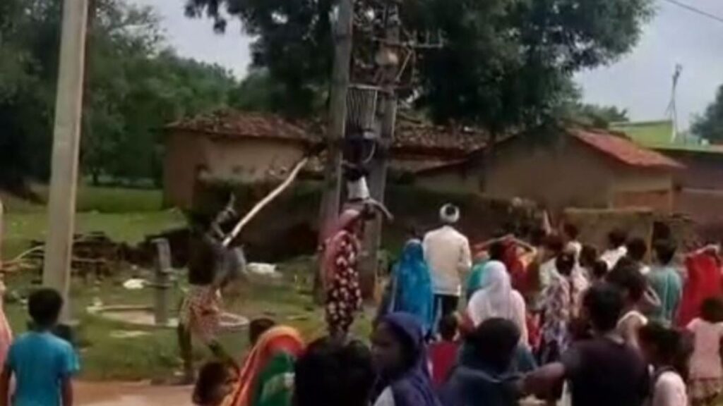 जामताड़ा में ट्रांसफार्मर पर काम कर रहे बिजली मिस्त्री को लगा करंट, ऐसे बचाई गई जान