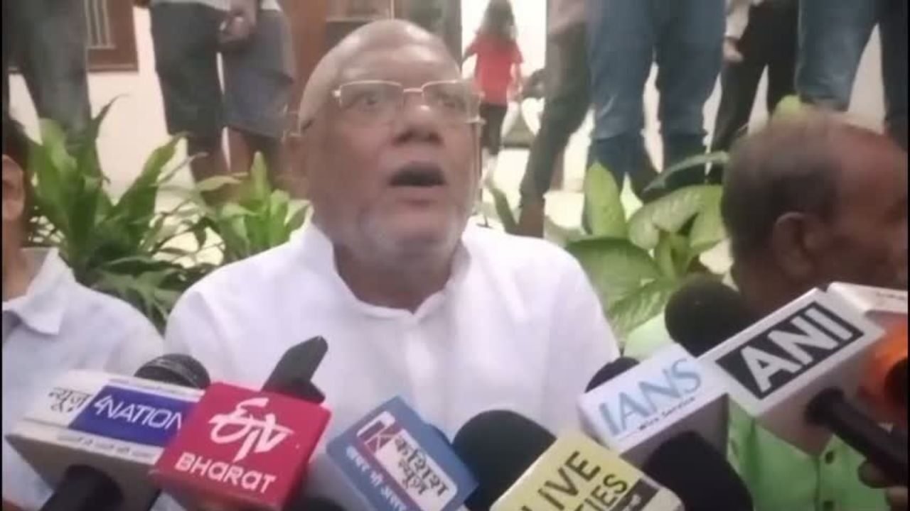 दरभंगा में राजद नेता की नाराजगी हुई दूर, महागठबंधन की बैठक में उम्मीदवार को जीतने की भरी हुंकार