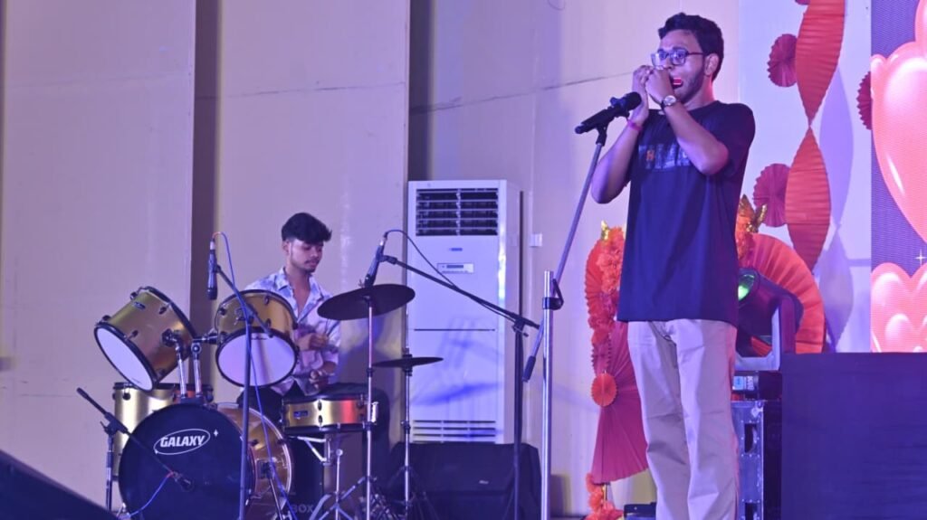 झलक 2025: BIT पटना में सजी संस्कृति, कला और संगीत की रंगीन शाम 5 WhatsApp Image 2025 10 09 at 19.35.20