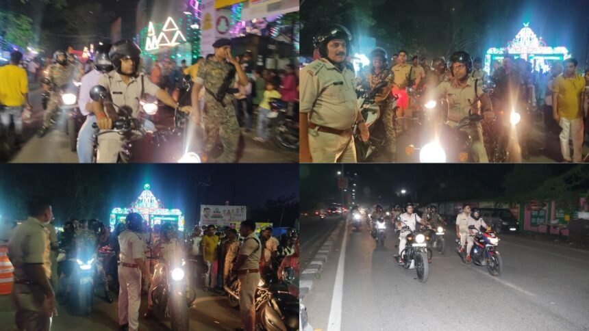 धनबाद में दुर्गा पूजा पंडालों का DC और SSP ने किया निरीक्षण, पूजा समितियों को दिए आवश्यक निर्देश 1 धनबाद में दुर्गा पूजा पंडालों का डीसी और एसएसपी ने किया निरीक्षण, पूजा समितियों को दिए आवश्यक निर्देश