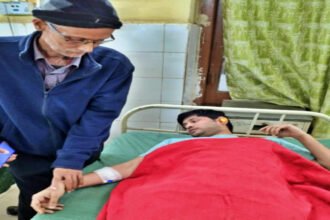 पति से नाराज पत्नी ने मायके बुलाकर कुत्ते से कटवाया, अस्पताल में चल रहा हैं इलाज