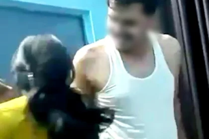 डॉक्टर का अस्पताल में महिला के साथ डांस करने का VIDEO वायरल, कार्रवाई की मांग के बाद ड्यूटी से हटाया गया