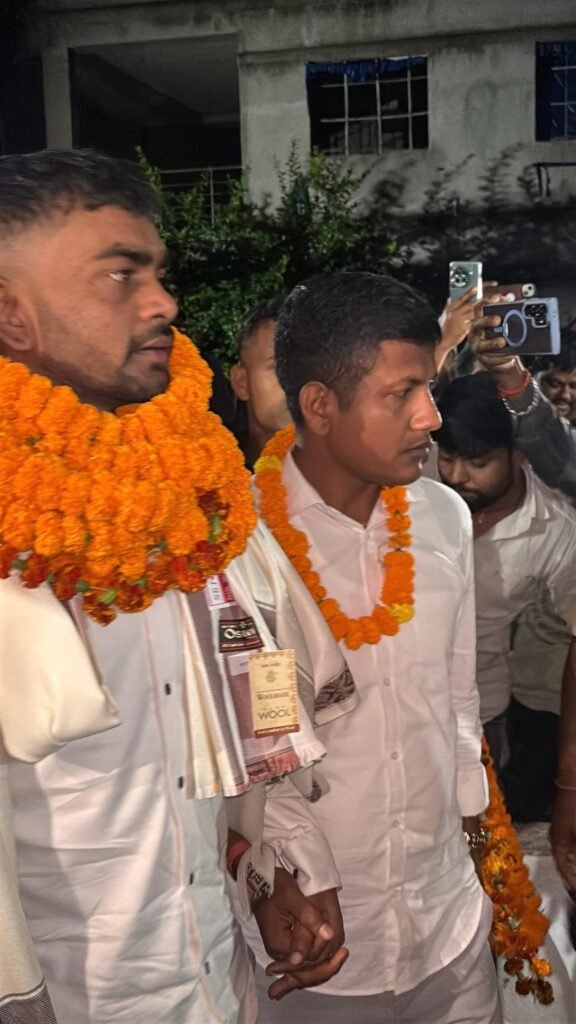 जयराम महतो की बिहार विधानसभा चुनाव में एंट्री, निर्दलीय विपिन कुमार यादव के लिए करेंगे रोड़ शो 2 G4nAFKzbgAA2edc