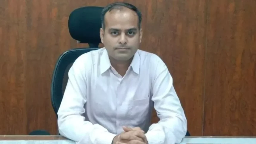 पूर्वी सिंहभूम के DC से ACB ने की पूछताछ, पूछा- शराब घाटोला सामने आने के बाद क्या कार्रवाई की