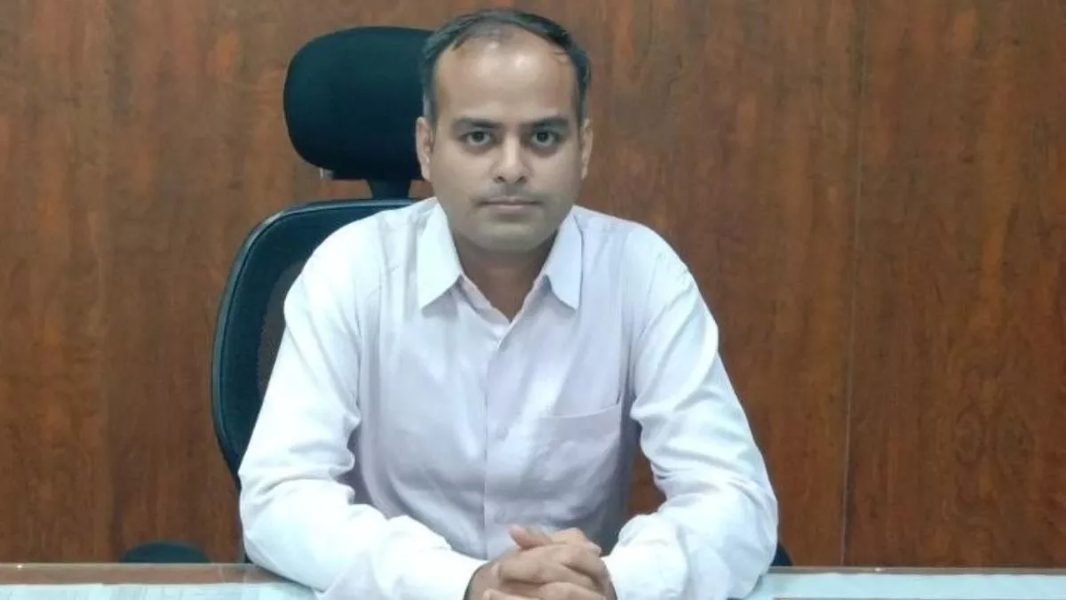 पूर्वी सिंहभूम के DC से ACB ने की पूछताछ, पूछा- शराब घाटोला सामने आने के बाद क्या कार्रवाई की