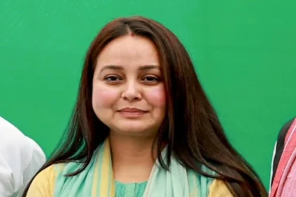 रोहिणी आचार्य ने सोशल मीडिया पर पोस्ट कर दिया ओपन चैलेंज, जो बेटी की किडनी को गंदा बताते हैं...