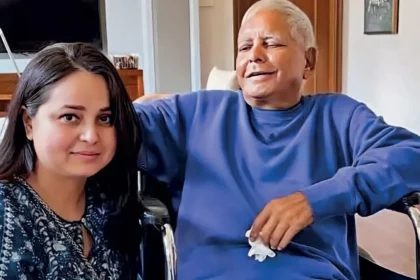 लालू की बेटी रोहिणी आचार्य ने राजनीति से लिया संन्यास, बिहार चुनाव में RJD की हार के बाद संजय यादव पर फोड़ा ठीकरा