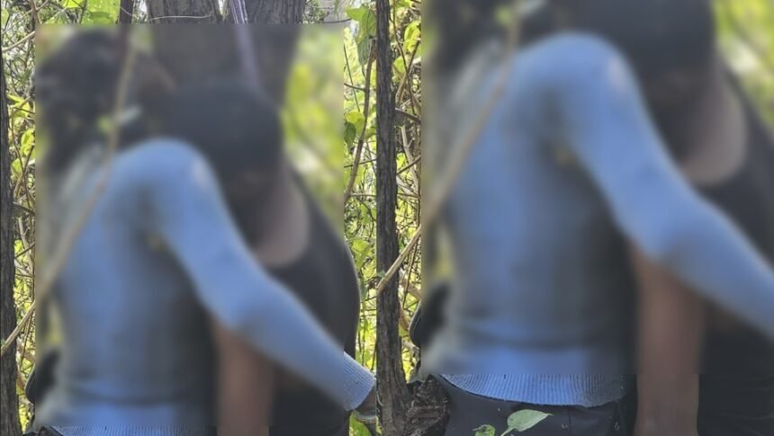 गुमला में पेड़ से लटके मिले युवक-युवती के शव,हत्या या आत्महत्या पुलिस हर एंगल से कर रही हैं जांच