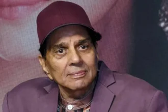 बॉलीवुड एक्टर धर्मेंद्र के निधन का खंडन,पत्नी हेमा मालिनी और बेटी ईशा देओल भड़की, कहा-अफवाहों पर ध्यान नहीं दें 17 बॉलीवुड एक्टर धर्मेंद्र के निधन का खंडन,के निधन का खंडन, पत्नी हेमा मालिनी और बेटी ईशा देओल भड़की, कहा-अफवाहों पर ध्यान नहीं दें