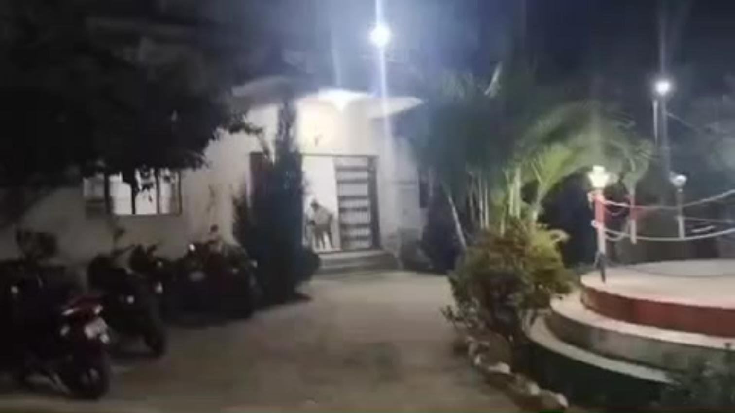 गुमला पुलिस एसोसिएशन के सचिव रंगरेलियां मनाते गिरफ्तार, दो महिला पुलिसकर्मी से था संबंध