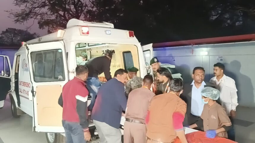 सारंडा में दो IED विस्फोट, कोबरा बटालियलन के 2 जवान घायल, रांची किये गए एयरलिफ्ट