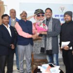 रांची के CRPF इंस्पेक्टर बिप्लव विश्वास ने KBC में जीते एक करोड़ रुपये, अमिताभ बच्चन के साथ करेंगे डिनर