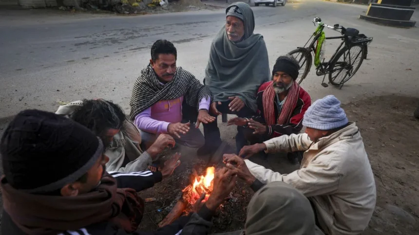 झारखंड में ठंड की हुई वापसी, 15 डिग्री के नीचे आया पारा, अगले 48 घंटे में होगी भारी गिरावट