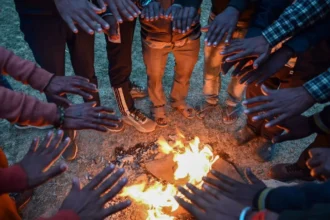 आज और कल चलेगी शीतलहरी, रांची समेत कई जिलों में ठंड और कोहरे का सितम जारी, स्कूल बंद