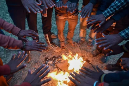 आज और कल चलेगी शीतलहरी, रांची समेत कई जिलों में ठंड और कोहरे का सितम जारी, स्कूल बंद