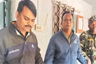 सिमडेगा में ACB की बड़ी कार्रवाई, होमगार्ड ऑफिस के मुंशी को रिश्वत लेते रंगे हाथ किया गिरफ्तार