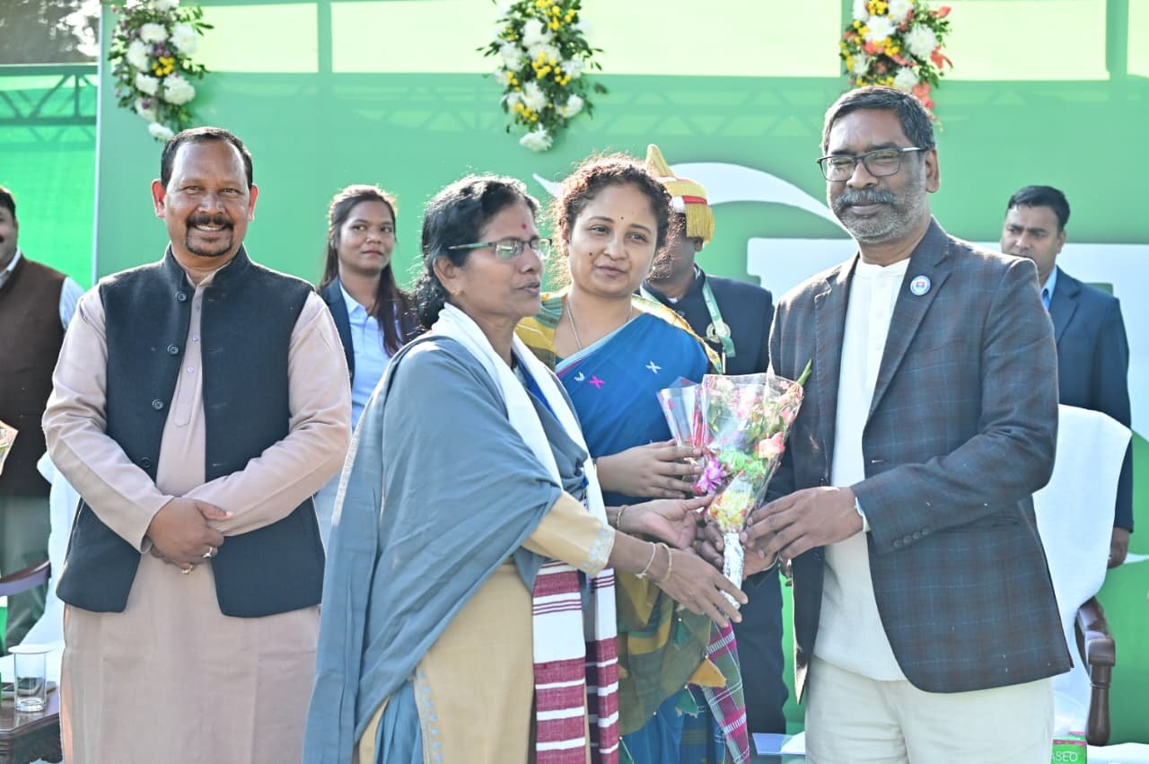 WhatsApp Image 2025 12 05 at 17.41.39