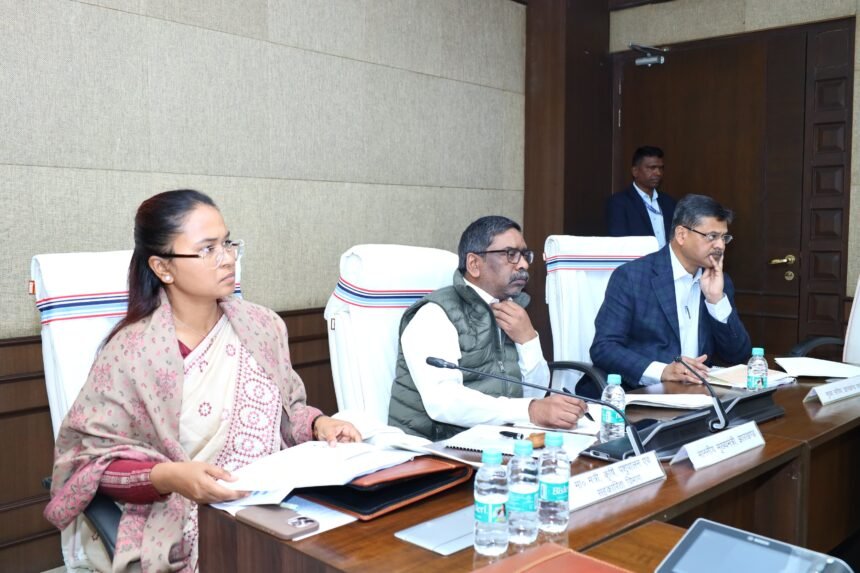 किसानों को उचित और समय पर मिले भुगतान, सिद्धकोफेड की बैठक में हेमंत सोरेन का निर्देश 1 WhatsApp Image 2025 12 10 at 17.41.56