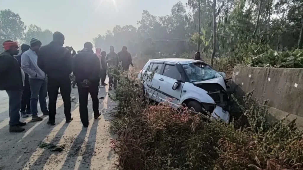 हजारीबाग के बरही में भीषण सड़क हादसा, एक ही परिवार के तीन की मौत, 6 घायल