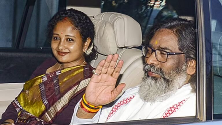 असम चुनाव में JMM के 20 स्टार प्रचारक, हेमंत सोरेन और कल्पना सोरेन संभालेंगे मुख्य प्रचारक की कमान