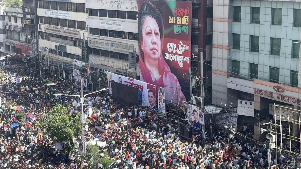बांग्लादेश की पूर्व प्रधानमंत्री खालिदा जिया का निधन, एक दिन पहले 3 जगहों से किया था नामांकन