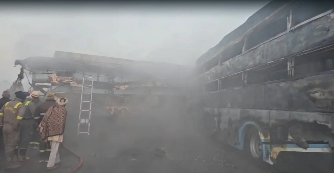 mathura due to fog 5 passenger died 2 1