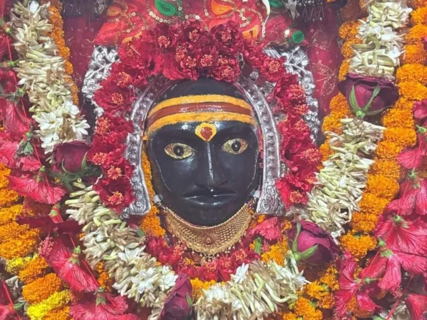 थावे मंदिर में चोरी के आरोपी का एनकाउंट, मां के मुकुट समेत आभूषण ले गए थे चोर