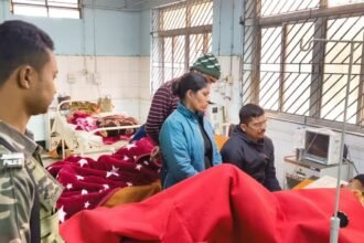 Dumka में तातलोई मेला देखकर लौट रहे किशोरी समेत तीन पर चाकू से हमला, एक की मौत, दो घायल