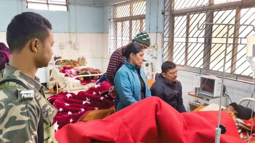 Dumka में तातलोई मेला देखकर लौट रहे किशोरी समेत तीन पर चाकू से हमला, एक की मौत, दो घायल