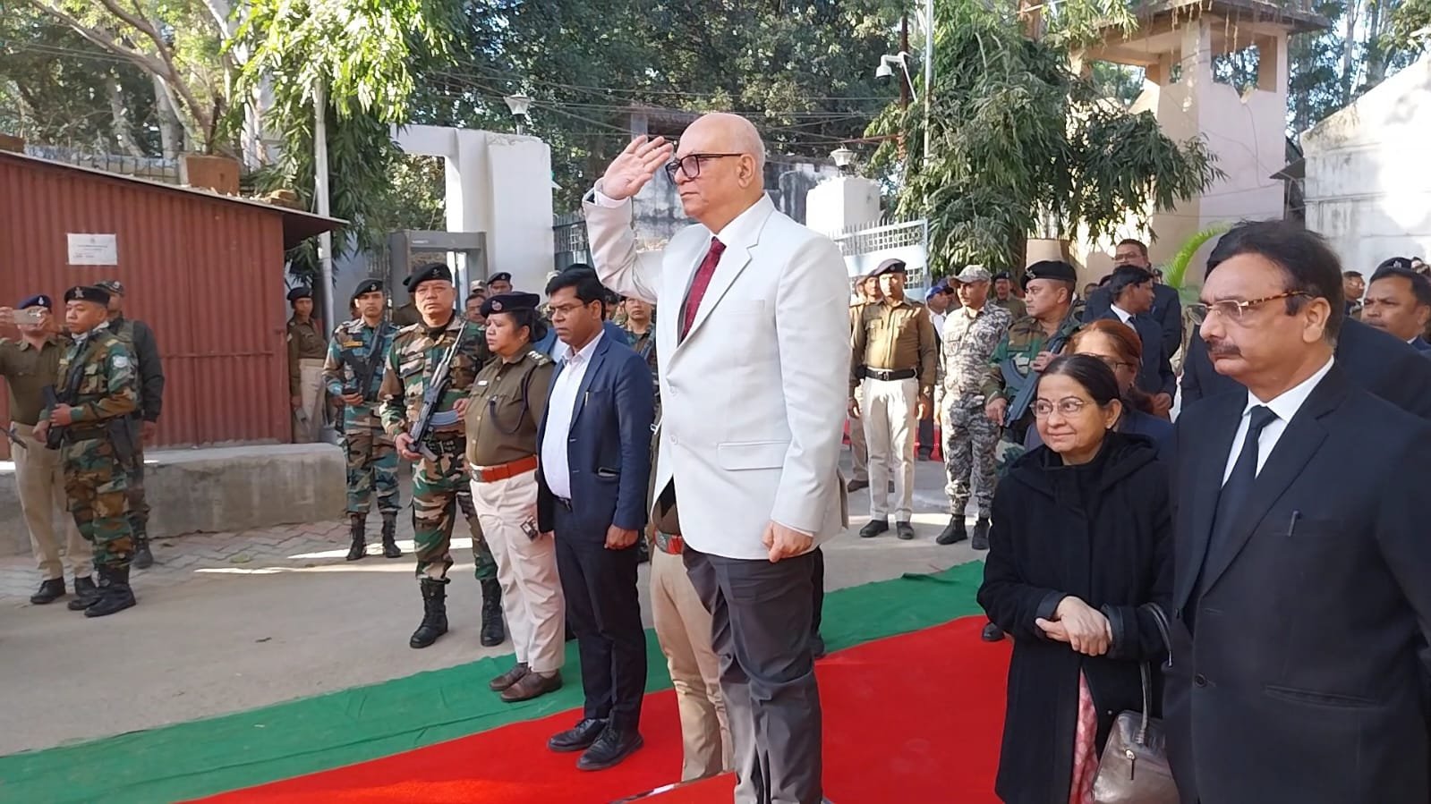 झारखंड हाईकोर्ट के चीफ जस्टिस महेश शरदचंद्र सोनक का लोहरदगा दौरा, व्यवहार न्यायालय परिसर में अधिवक्ताओं से किया संवाद 7 6 10