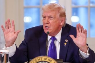 America में 75 देशों के लोगों की No Entry, Donald Trump ने नए वीजा जारी करने पर लगाई रोक