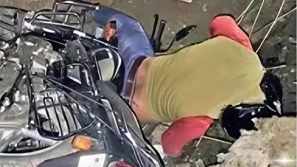 बिहार में नाला निर्माण के लिए बने गड्ढे में गिरने से MR की मौत, परिजनों ने हत्या का लगाया आरोप