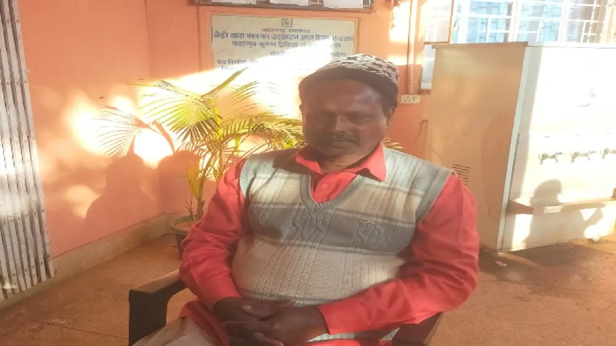 रांची में ASI घूस लेते रंगे हाथ गिरफ्तार, बेड़ो में MVI जांच के नाम पर मांग रहा था 50 हजार रिश्वत