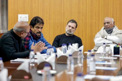 Demand for Tejashwi Yadav's separation from RJD intensifies in Congress