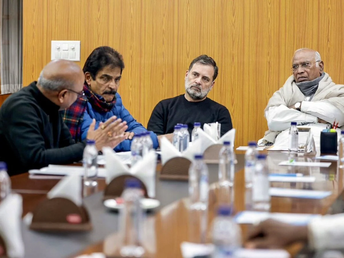 Demand for Tejashwi Yadav's separation from RJD intensifies in Congress