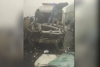 बिहार में कोहरे की वजह से भीषण सड़क हादसा, दरभंगा-मुजफ्फरपुर हाईवे पर 6 गाड़ियों की टक्कर