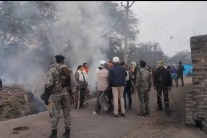 धनबाद में पूर्व विवाद को लेकर दो गुटों के बीच झड़प, कुल्हाड़ी से हमला, इलाका तनावपूर्ण