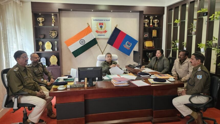 लोहरदगा SP सादिक अनवर रिजवी ने अपराध और उग्रवाद को लेकर की बैठक