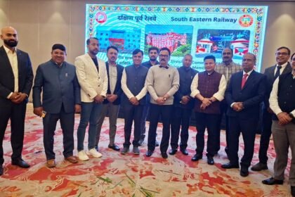 दक्षिण पूर्व रेलवे जोन की बैठक में गुमला को रेलवे नेटवर्क से जोड़ने की गूंज,- सांसद सुखदेव भगत ने नई रेललाइन, ठहराव और ट्रेनों के विस्तार की रखी मांग