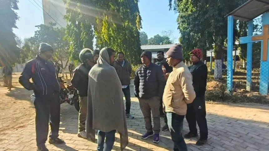 चर्च में यीशु मसीह की प्रतिमा तोड़ी,गुमला के इस इलाके में आक्रोश और तनाव