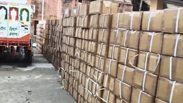 पटना में 80 लाख का कोडीन कफ सिरप जब्त, डाक पार्सल में छिपाकर हिमाचल प्रदेश से आया खेप, पुलिस ने 6 को किया गिरफ्तार