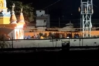 हजारीबाग में सरस्वती विसर्जन जुलूस के दौरान दो पक्षों के बीच झड़प, पत्थरबाजी में कई घायल, पुलिस ने आंसू गैस के गोले दागे