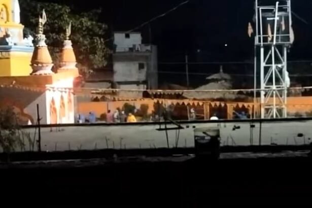 हजारीबाग में सरस्वती विसर्जन जुलूस के दौरान दो पक्षों के बीच झड़प, पत्थरबाजी में कई घायल, पुलिस ने आंसू गैस के गोले दागे