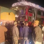 गया जी में भीषण सड़क हादसा, बस और हाइवा की टक्कर में एक की मौत, 17 यात्री घायल