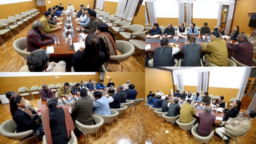 राहुल और खरगे ने सुलझाया झारखंड में मंत्री-विधायक के बीच का विवाद, आपसी तालमेल और कार्यकर्ताओं की बात सुनने का निर्देश