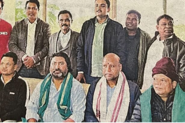 असम के झारखंडी आदिवासियों को रोजना मिलती हैं 250 रुपये मजदूरी, हेमंत सोरेन के निर्देश पर JMM प्रतिनिधिमंडल ने जाना हाल